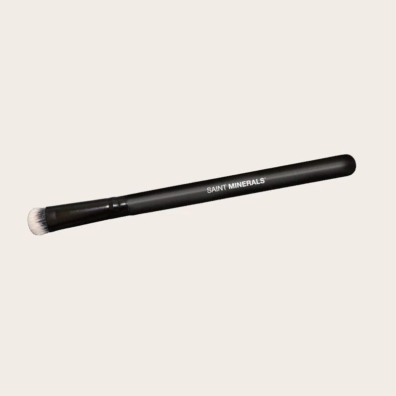 SAINT MINERALS All Over Eye Color Brush - Panoply Beauty 